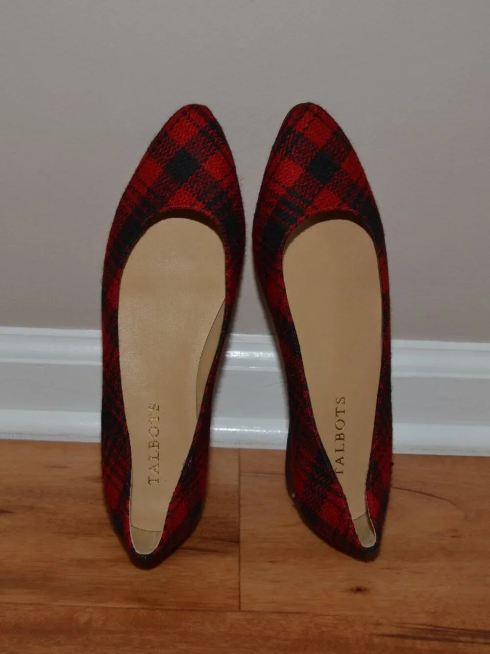 Talbot's Red Black Pointed toe Tartan Plaid Slip on High Quality Flats 7 wide